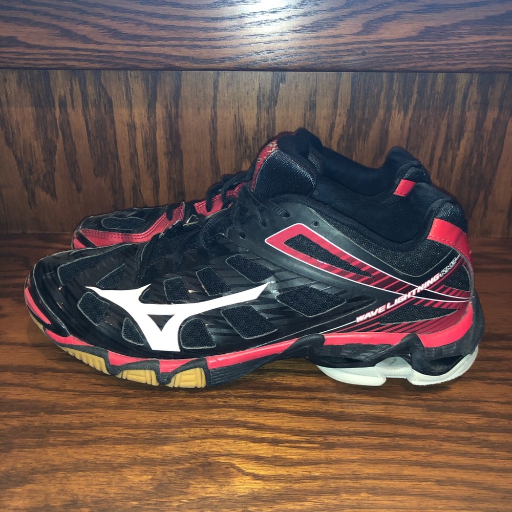 Mizuno Volleyball Shoes